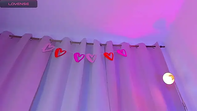 Megan VixenX online show from February 9, 9:30 pm