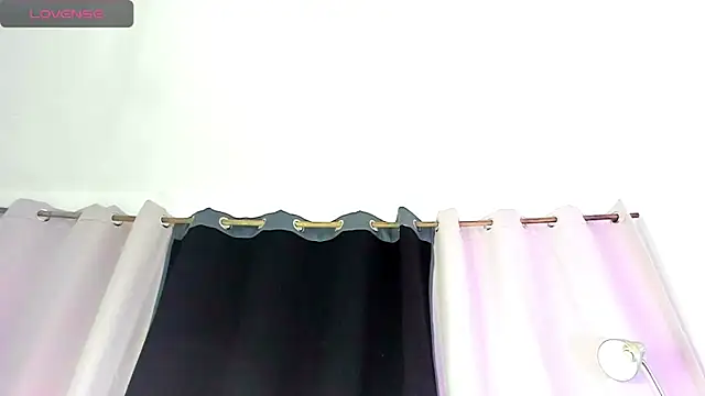 Megan VixenX online show from February 26, 9:03 pm