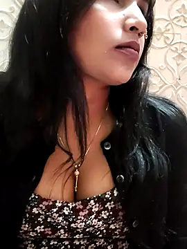 Snapshot of SA-K-SHI chatting on February 7, 4:54 pm SA-K-SHI online show from February 7, 4:54 pm