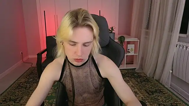 Snapshot of lucidangelok1 chatting on May 5, 1:19 pm lucidangelok1 online show from May 5, 1:19 pm