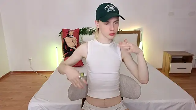 Snapshot of lucidangelok1 chatting on May 31, 7:04 pm lucidangelok1 online show from May 31, 7:04 pm