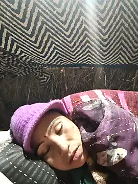 lodhi8080 online show from January 11, 10:26 pm