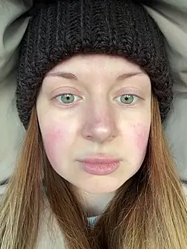 BlondeHott online show from February 1, 7:07 am