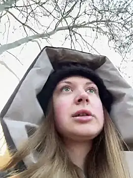 BlondeHott online show from February 22, 5:30 am