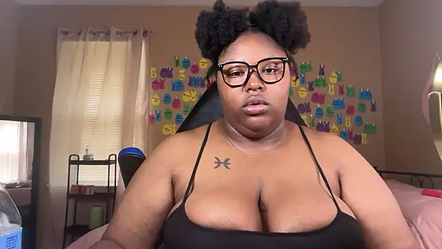 Chocolatebunnyxx96 online show from June 9, 4:07 pm