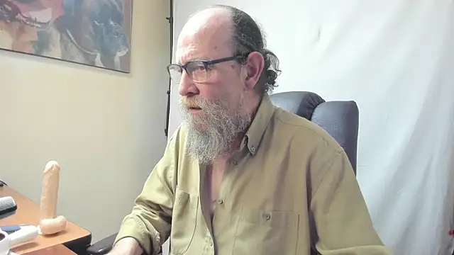 Uncle Hottie online show from February 18, 10:06 pm