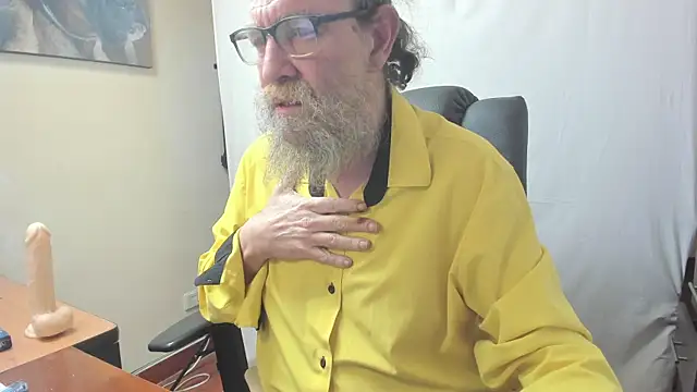 Uncle Hottie online show from February 27, 5:13 pm