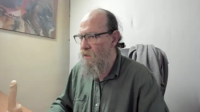 Uncle Hottie online show from March 8, 4:44 pm