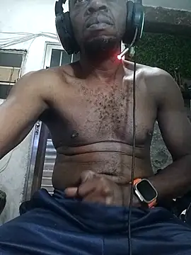 Negaomalinha1 online show from May 10, 3:01 am