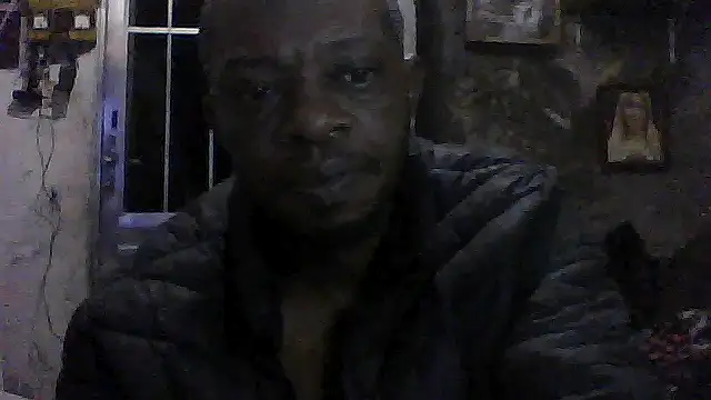 Negaomalinha1 online show from June 11, 2:44 am