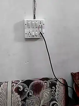 Cute-angle-1 online show from March 17, 8:39 am