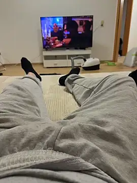 SamuelH59892 online show from March 17, 5:16 pm