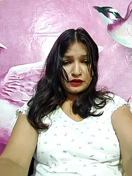 Snapshot of Priyaa_1433 chatting on July 7, 3:31 am Priyaa 1433 online show from July 7, 3:31 am