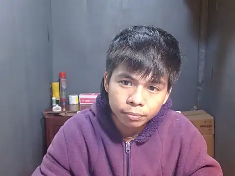 pinoymonstercock xx online show from April 30, 1:50 pm