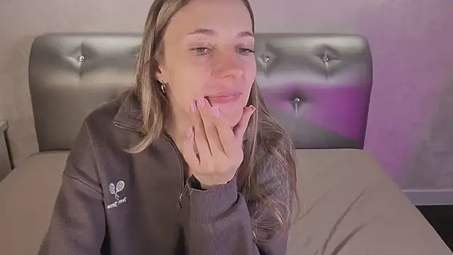 Ava Ridge online show from January 17, 9:03 am