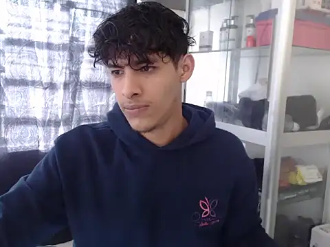 MaxStar26 online show from February 9, 12:42 pm