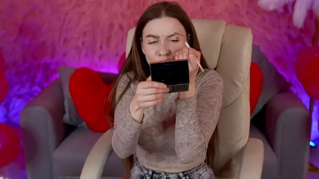 AlexaFleur online show from February 12, 7:03 am