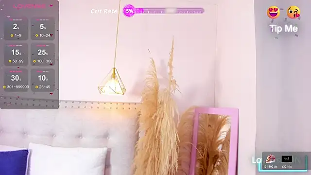 Snapshot of Mia_dolls18 chatting on August 4, 5:10 am Mia dolls18 online show from August 4, 5:10 am