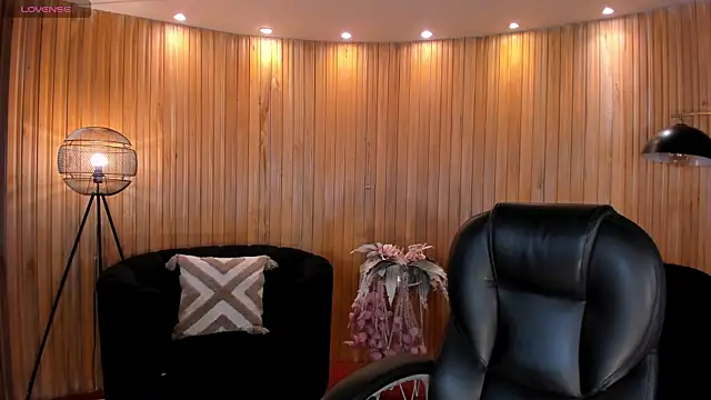 KayraLanne online show from July 16, 4:07 am