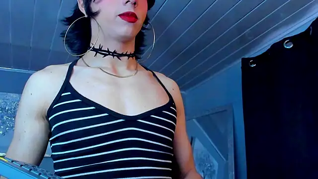 vicky fant4sy online show from April 29, 3:38 pm