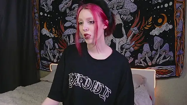 Mine Doll online show from May 11, 10:29 pm