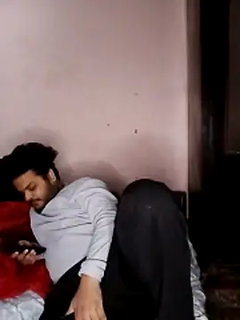 Snapshot of Alphastraight7678 chatting on February 1, 6:12 am Alphastraight7678 online show from February 1, 6:12 am