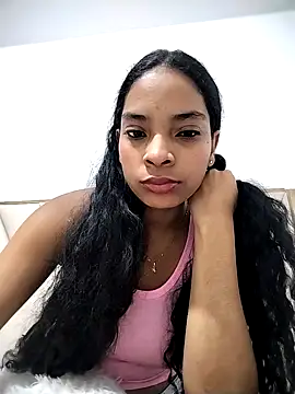 KATALINA SANTANA  online show from February 17, 11:44 pm