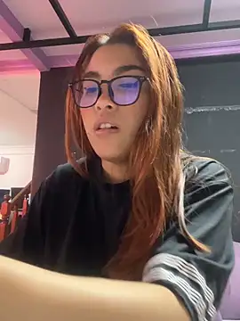 CrystalFairy007 online show from May 4, 4:08 am
