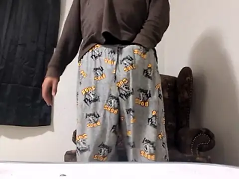 Mrniceguy3691 online show from January 6, 5:00 am