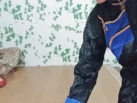 Sophie sexy7 online show from June 17, 1:01 pm