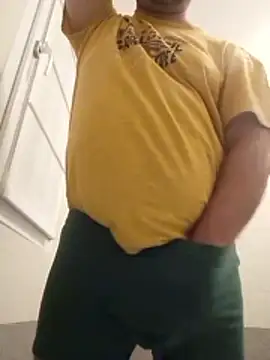 Snapshot of Poseidone76 chatting on January 12, 4:23 pm Poseidone76 online show from January 12, 4:23 pm