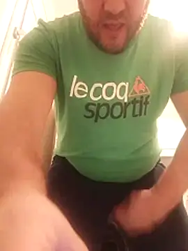 Snapshot of Poseidone76 chatting on February 13, 4:58 pm Poseidone76 online show from February 13, 4:58 pm