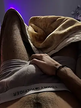 saadbutt13 online show from January 18, 3:38 pm