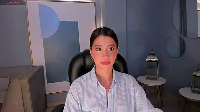 Snapshot of GiannaWatson chatting on June 10, 8:08 pm GiannaWatson online show from June 10, 8:08 pm