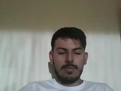 Snapshot of Mateotubbe chatting on July 13, 10:12 pm Mateotubbe online show from July 13, 10:12 pm