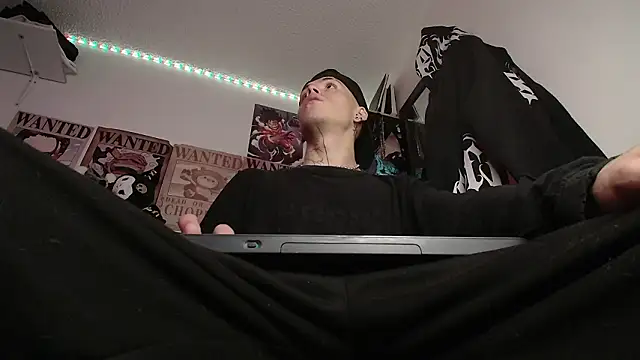 Anhony Muscle online show from February 23, 6:49 pm