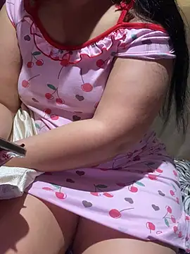 Snapshot of Lina_Velvet_ chatting on April 2, 9:07 am Lina Velvet online show from April 2, 9:07 am