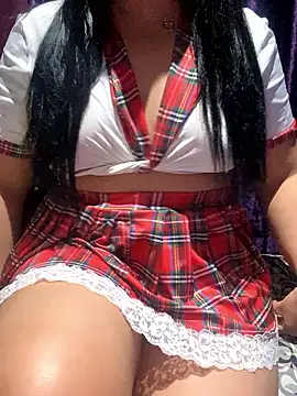 Snapshot of Lina_Velvet_ chatting on May 15, 12:50 am Lina Velvet online show from May 15, 12:50 am