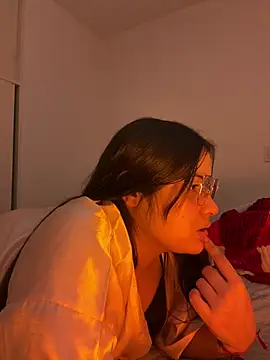 chinaaa2333 online show from July 18, 3:00 am