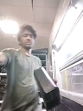 Snapshot of SEXYBOYCALLME chatting on February 12, 5:30 pm SEXYBOYCALLME online show from February 12, 5:30 pm