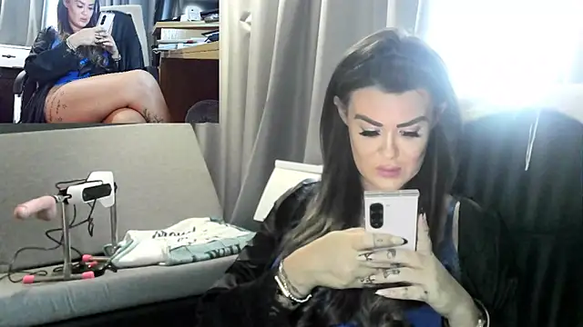 ScottishIvy online show from February 19, 3:19 pm