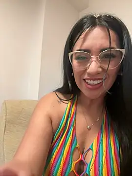 nataliia queen  online show from March 19, 9:57 am