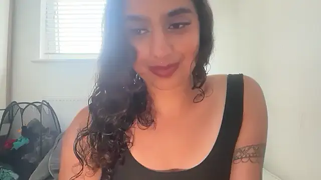 Snapshot of fayfay21@xh chatting on May 7, 5:07 pm fayfay21xh online show from May 7, 5:07 pm