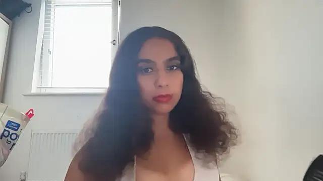 Snapshot of fayfay21@xh chatting on June 11, 2:26 pm fayfay21xh online show from June 11, 2:26 pm