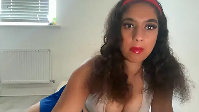 Snapshot of fayfay21@xh chatting on June 14, 4:31 pm fayfay21xh online show from June 14, 4:31 pm