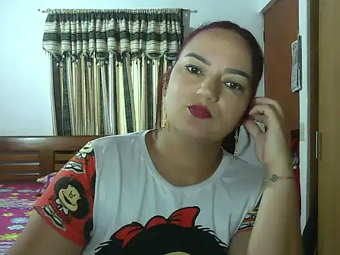 Roja tentacion online show from April 11, 12:20 pm