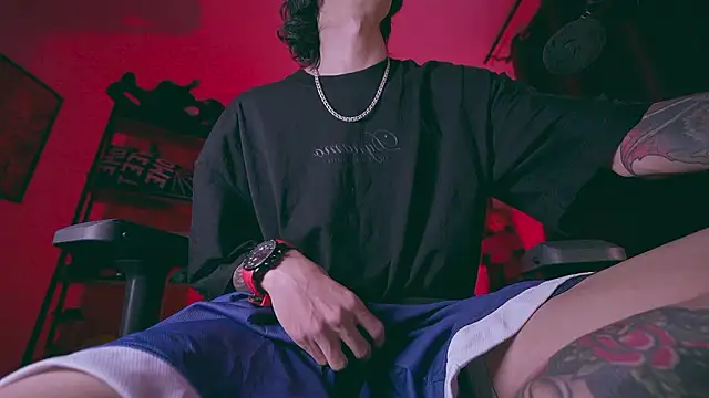 Olliver   y online show from February 28, 4:35 am