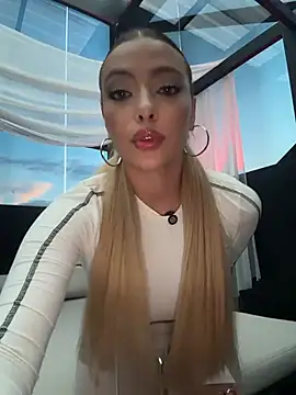 Ginevrafedez online show from June 14, 11:18 pm