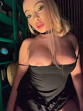 Ginevrafedez online show from July 23, 1:30 am