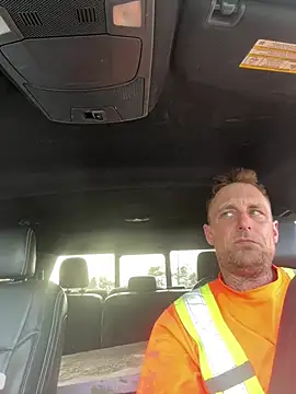 WIDBIGWHITECOCK online show from May 4, 9:22 pm